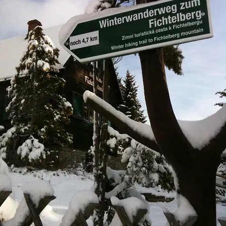 Berghuette Fichtelstreich Oberwiesenthal